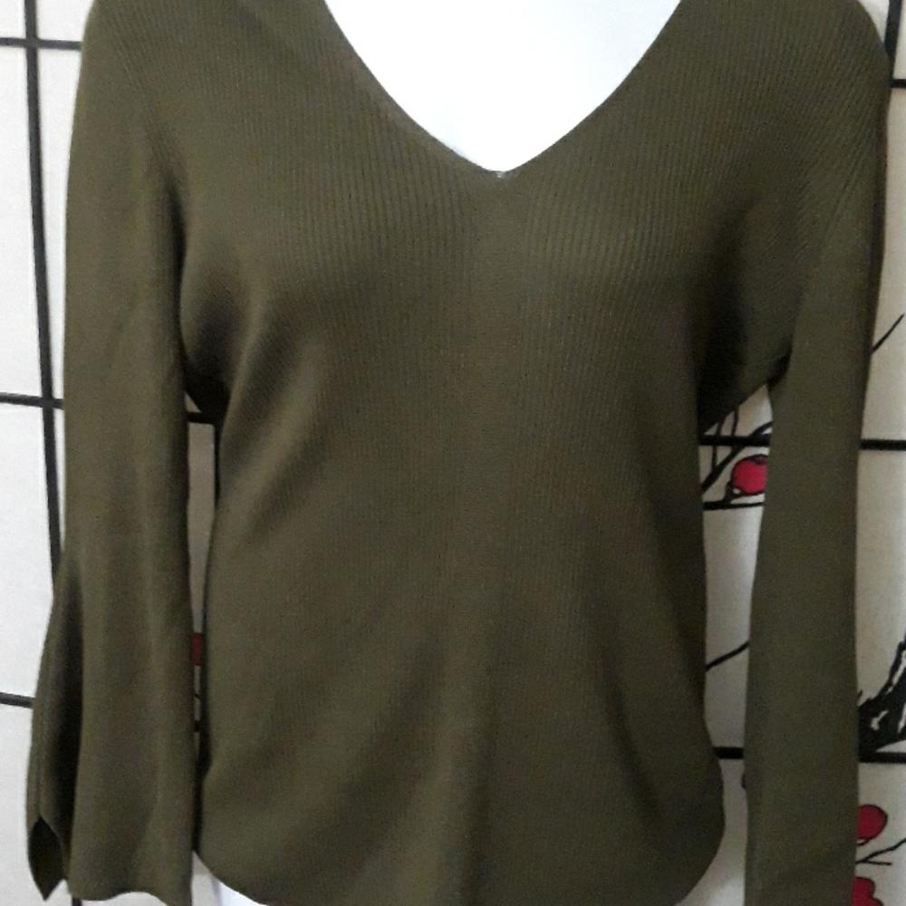 Ashley Stewart bell sleeves NWT